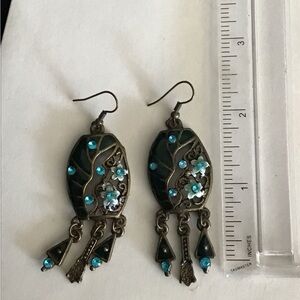 Dangle bohemian earrings. Metal unknown